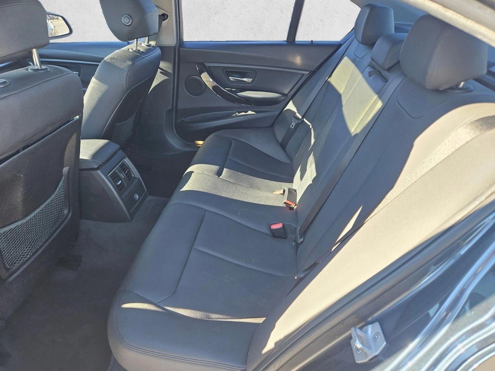 2018 BMW 3 Series 320i