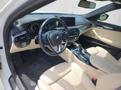 2018 BMW 5 Series 530i