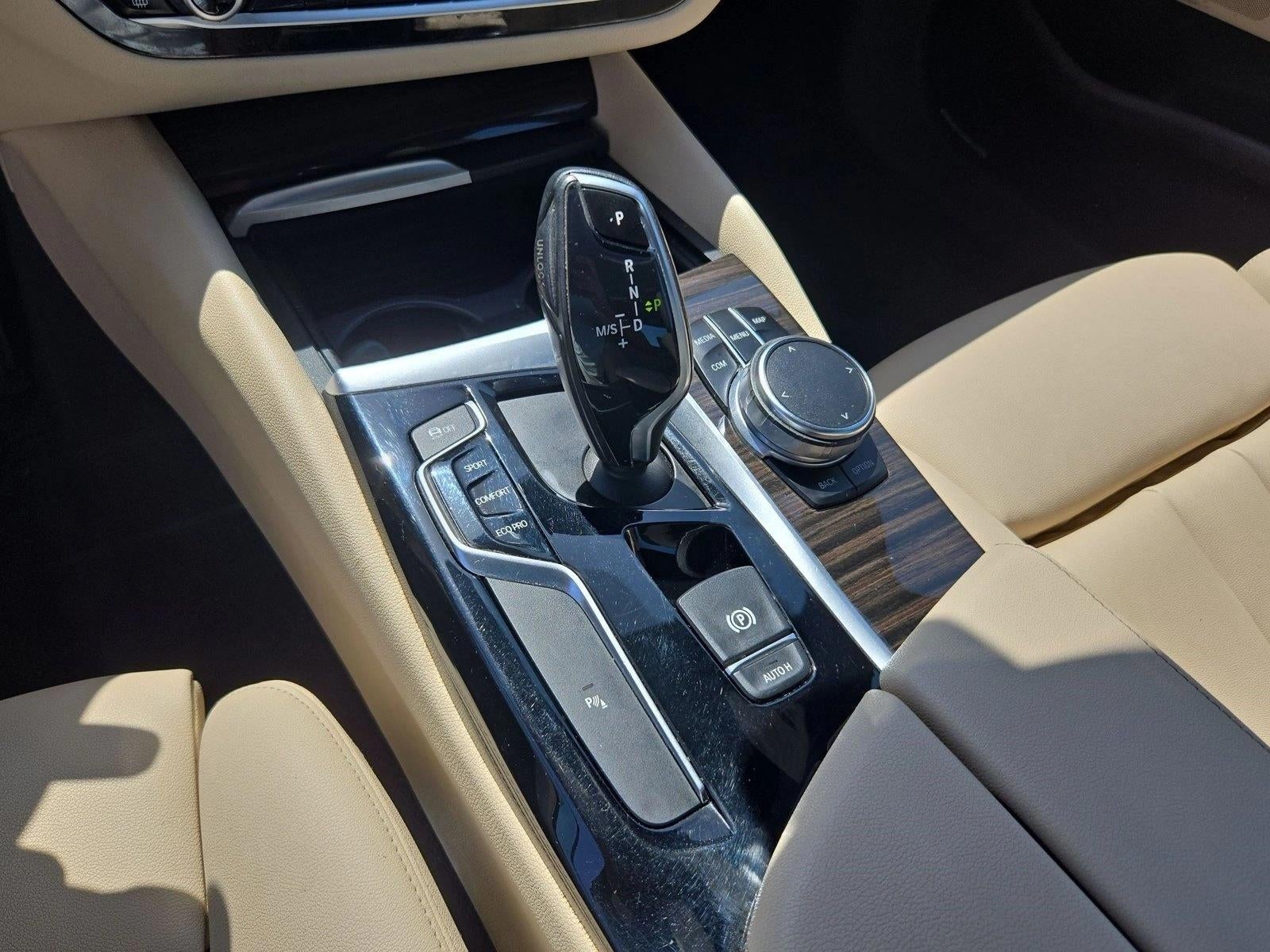 2018 BMW 530i 530i