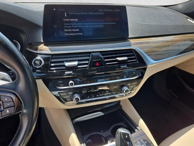2018 BMW 530i 530i