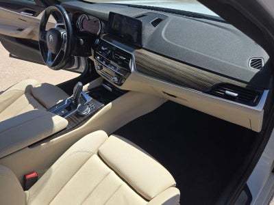 2018 BMW 530i 530i