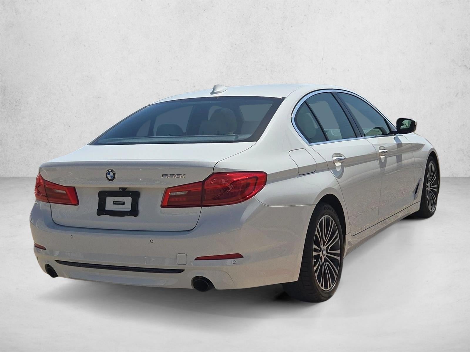 2018 BMW 530i 530i