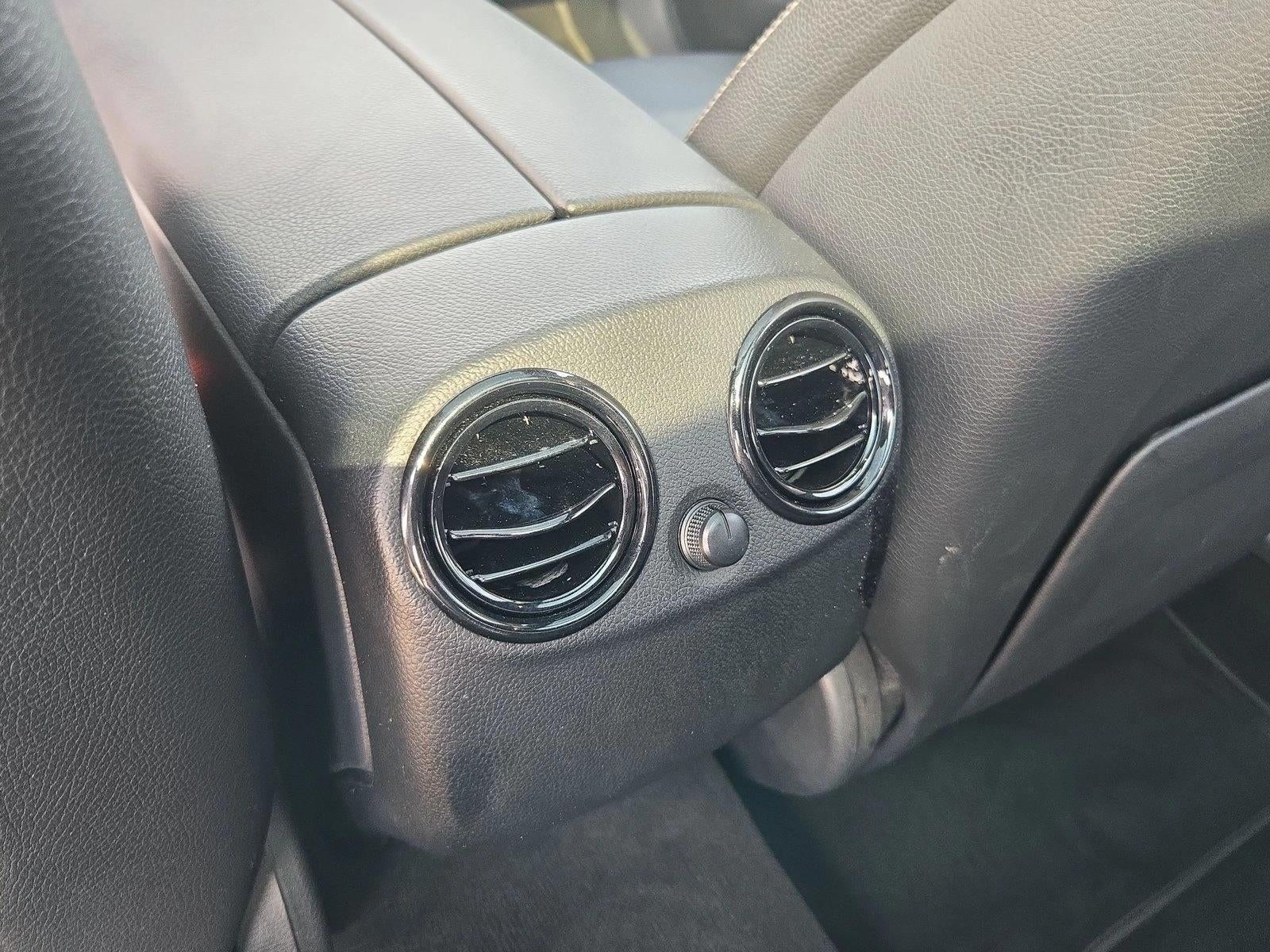 2019 Mercedes-Benz GLC 300 GLC 300