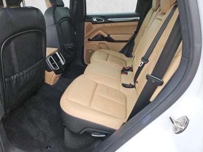 2014 Porsche Cayenne Base