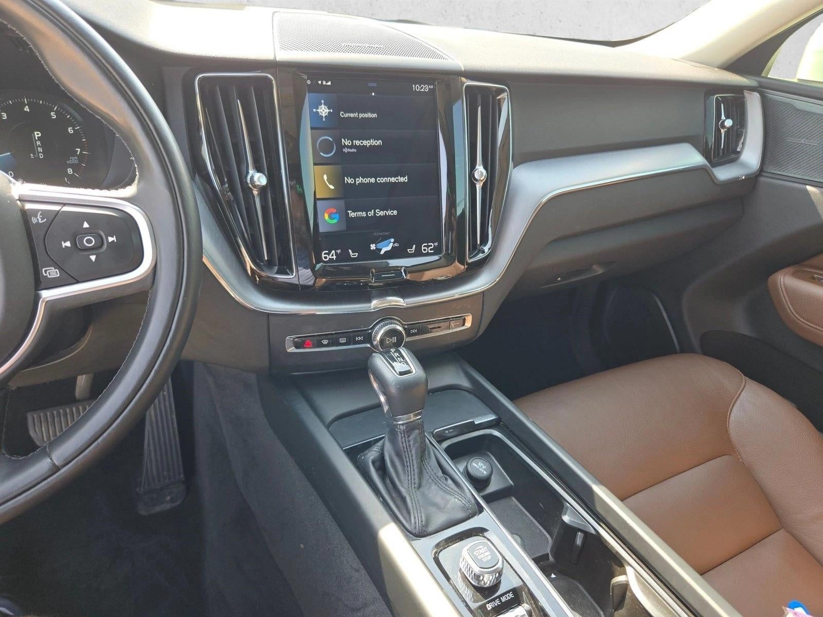 2020 Volvo XC60 T5 Momentum