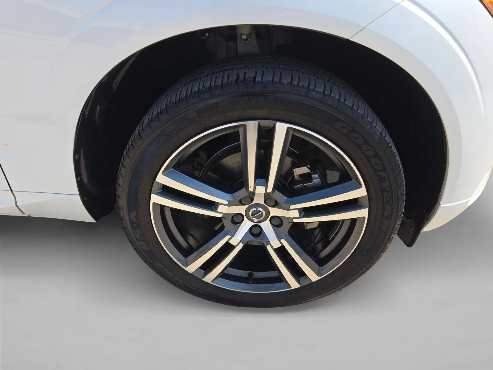 2020 Volvo XC60 T5 Momentum