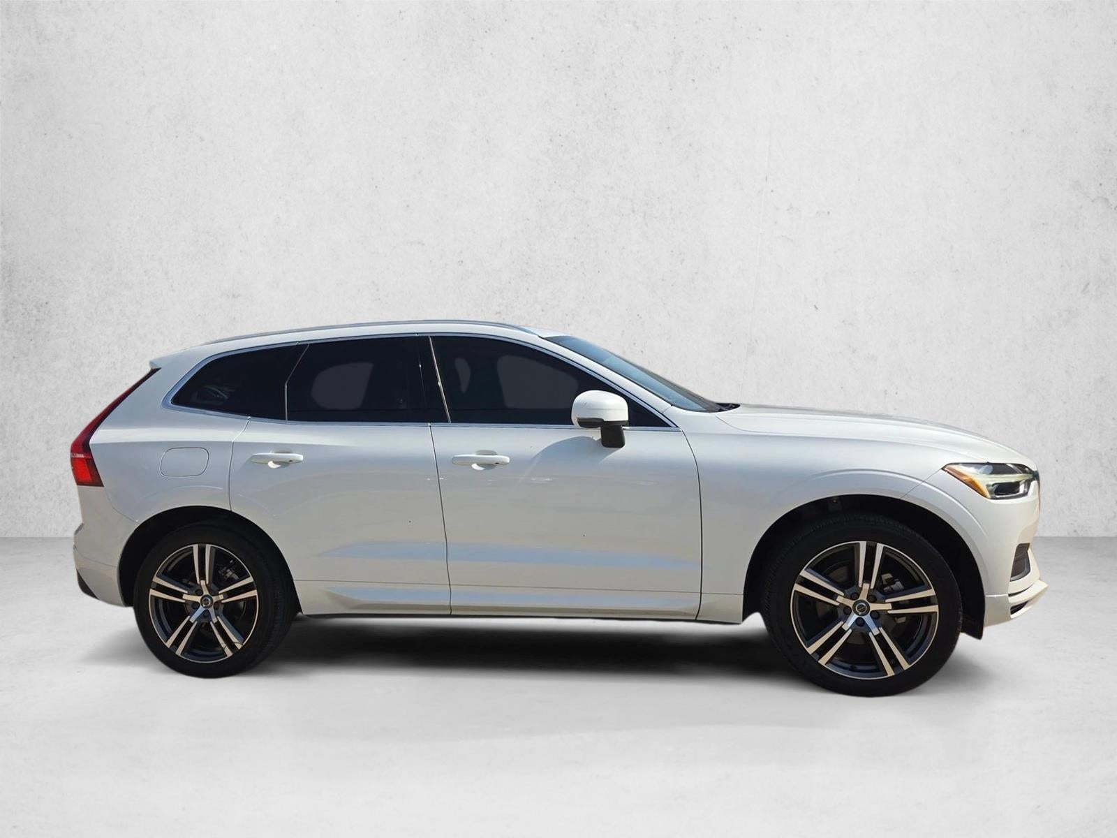 2020 Volvo XC60 T5 Momentum