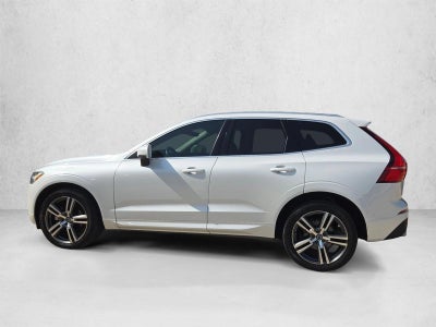 2020 Volvo XC60 T5 Momentum