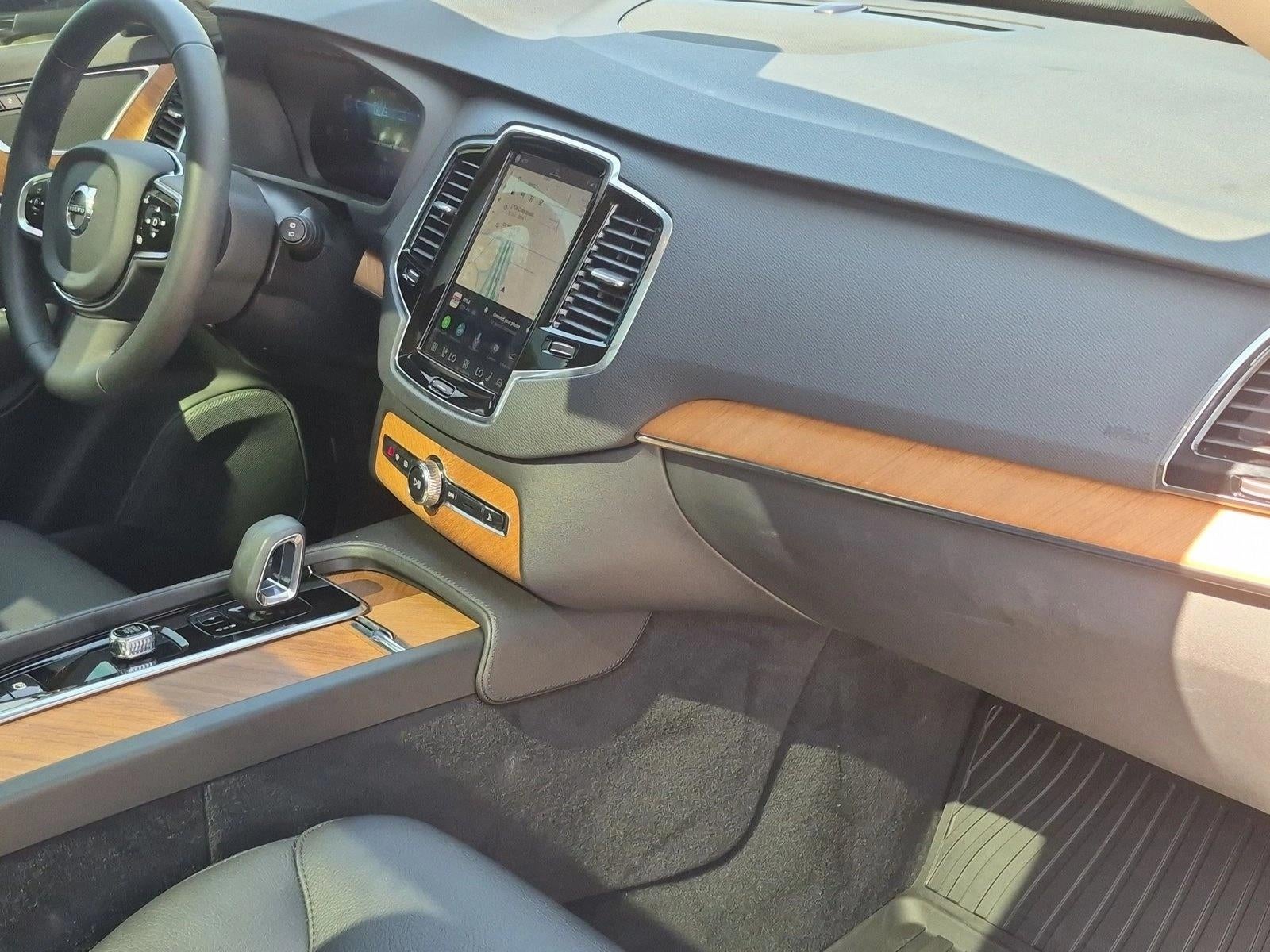 2024 Volvo XC90 B5 Plus Bright Theme