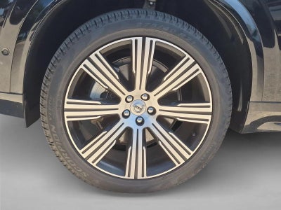 2024 Volvo XC90 B5 Plus Bright Theme