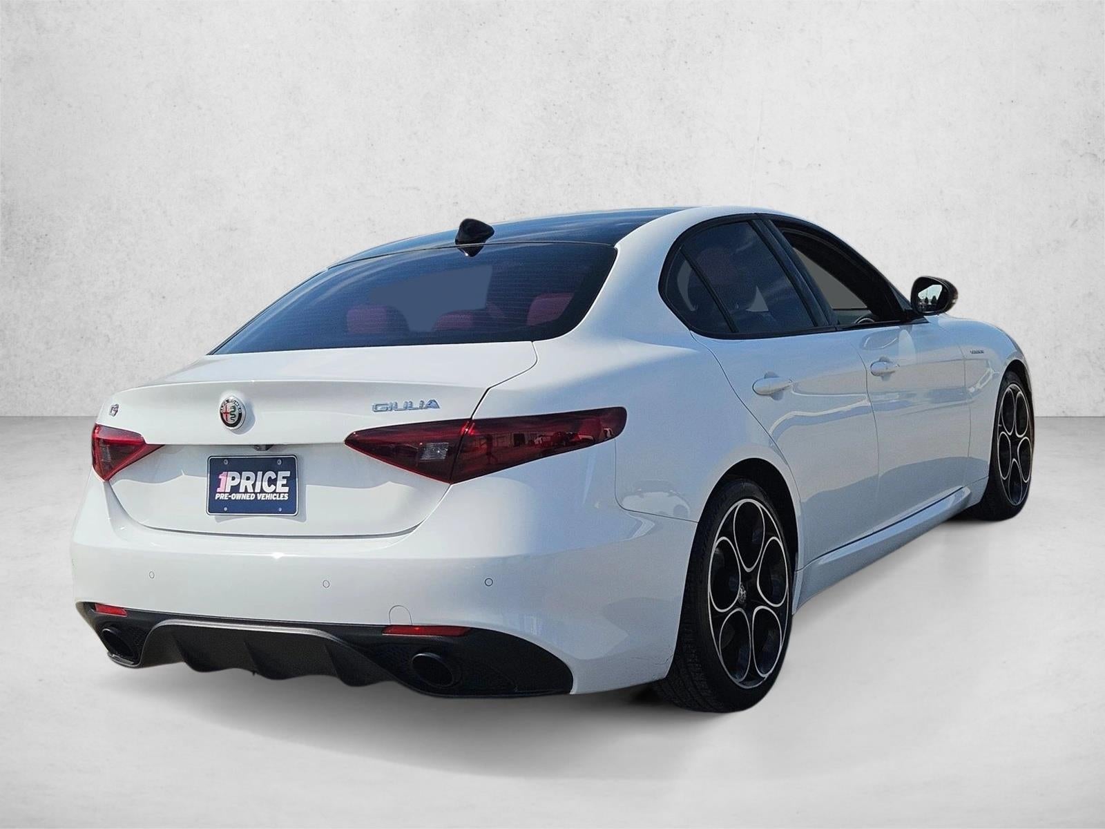 2023 Alfa Romeo Giulia Veloce RWD