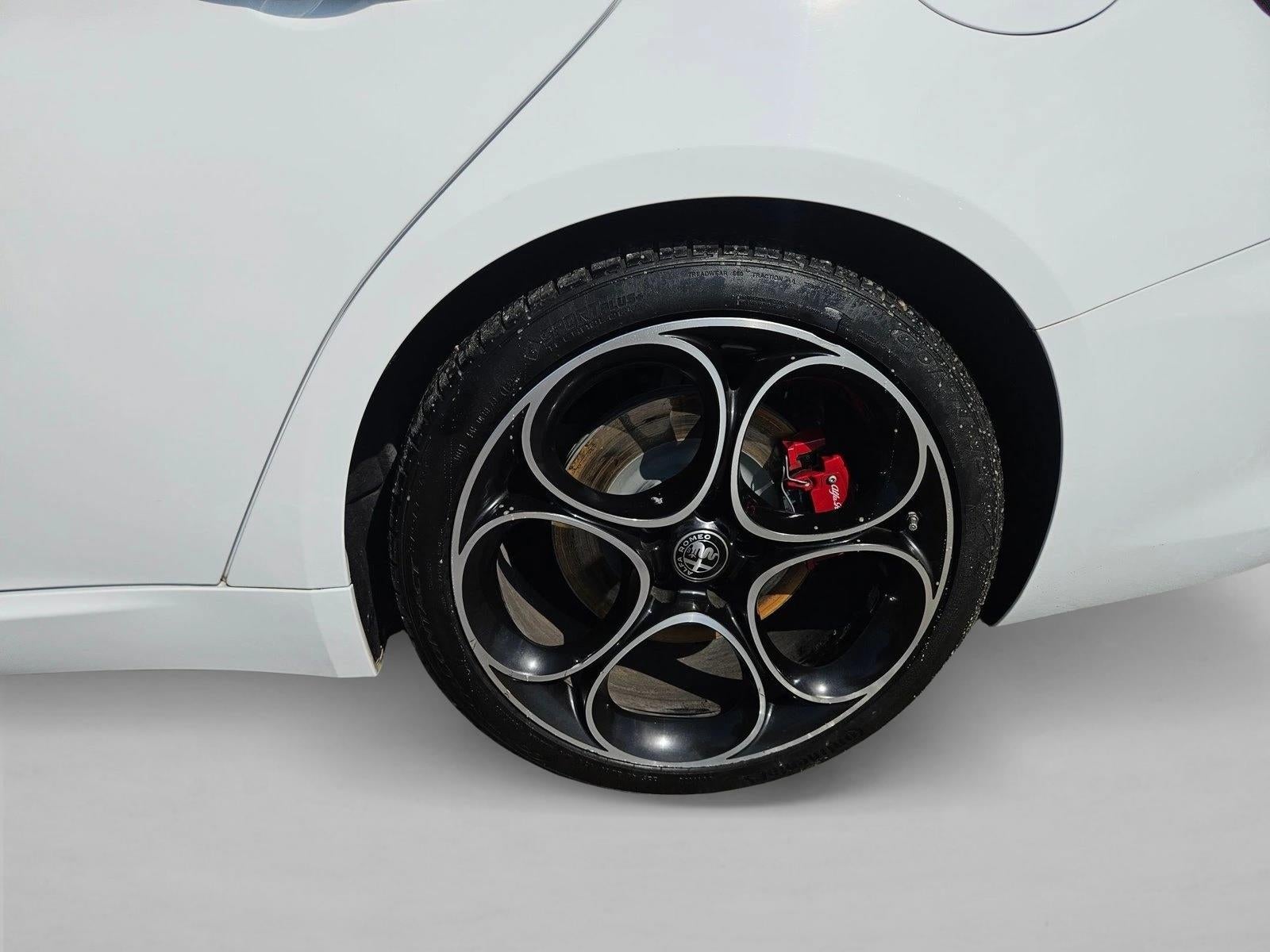 2023 Alfa Romeo Giulia Veloce RWD